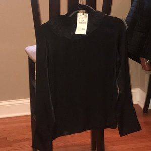 Zara blouse never worn
